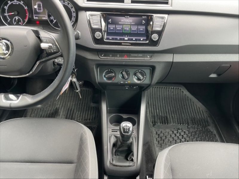 Škoda Fabia 1,0 TSI 70 Ambition - fotka 10 z 11