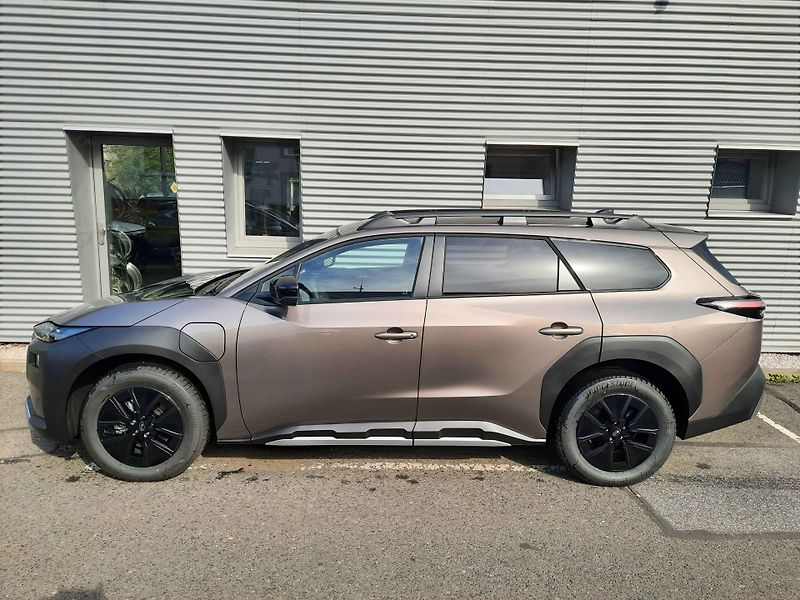 Subaru E-Outback (2026) Executive 75 kWh AWD 280 kW - fotka 4 z 52