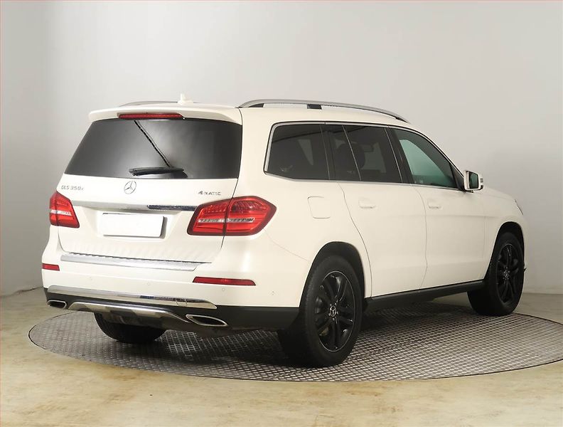 Mercedes-Benz GLS (2016) 350 d 4MATIC - fotka 5 z 30