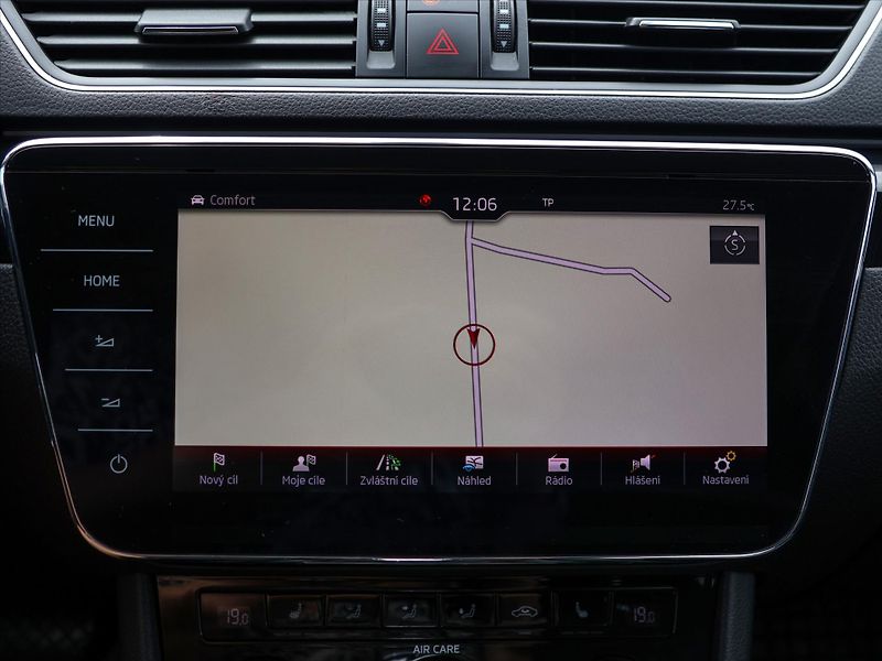 Škoda Superb 2,0 TDI 140kW 4x4 DSG L&K CZ - fotka 24 z 38