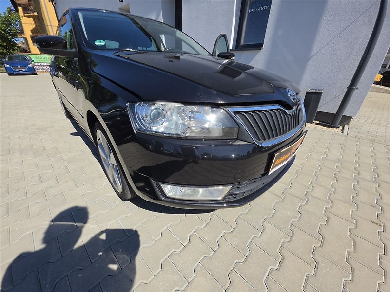 Škoda Rapid 1,2 TSi 81KW Joy TEMPOMAT ALU - fotka 42 z 48