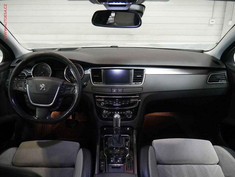 Peugeot 508 (2016) 2.0HDi, ČR, AT, navi, LED - fotka 8 z 26