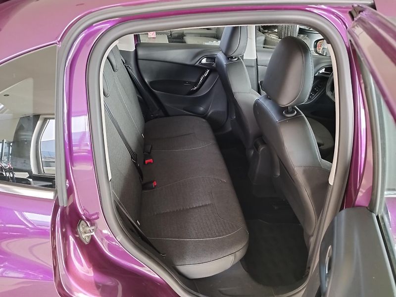 Citroën C3 (2016) 1,2I,60KW,KLIMA,LED,SERVISKA - fotka 11 z 26