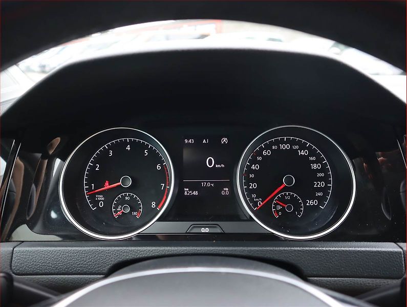 Volkswagen Golf (2014) Comfortline 1.2 TSI, Navi - fotka 11 z 20