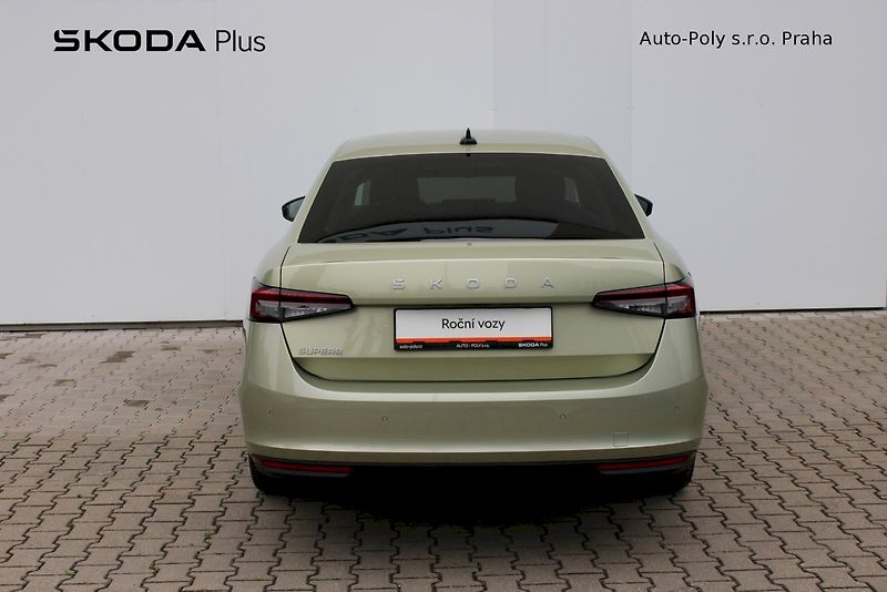 Škoda Superb (2025) 2.0 TDI 110 kW Selection - fotka 9 z 25
