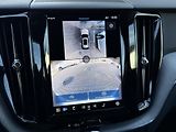 Volvo XC60 B5 AWD PLUS DARK // REZERVACE - náhled 31