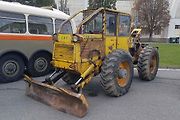 Lesní kolový traktor LKT 80 na výstavě československého průmyslu 100RIES v roce 2018.