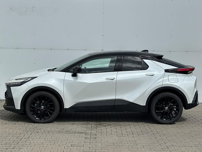 Toyota C-HR 2,0 HEV e-CVT GR Sport - fotka 3 z 26