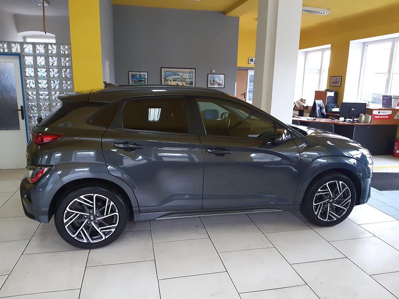 Hyundai Kona 1.6 T-GDI 145KW N-LINE 4WD     - fotka 7 z 31