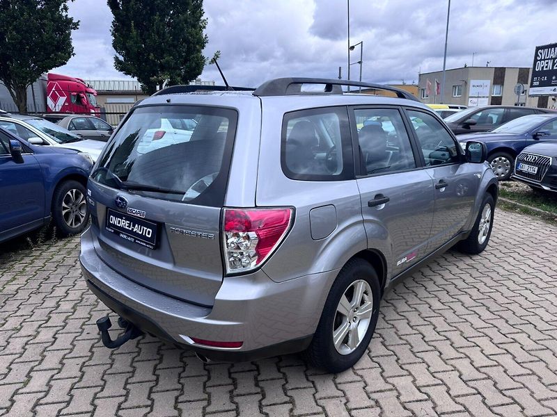 Subaru Forester (2008) 4X4 2,0i 110 KW AUTOMAT KOLA - fotka 6 z 41