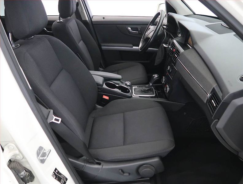 Mercedes-Benz GLK (2010) 220 CDI, 4X4, Automat - fotka 9 z 22