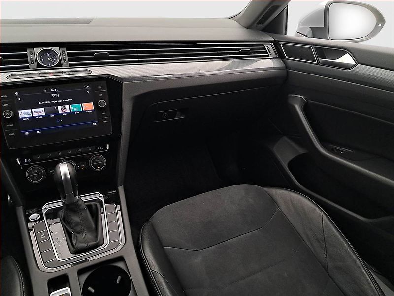 Volkswagen Arteon (2018) R-line 2.0 TDI, Automat - fotka 8 z 22