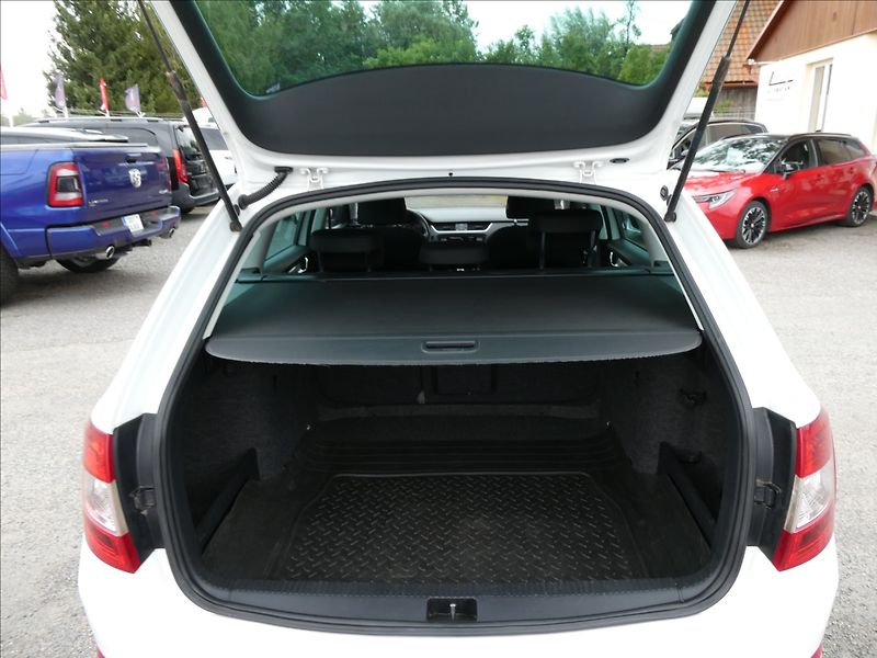 Škoda Octavia 2,0 TDi110kW ELEGANCE,ČR,ZÁVĚS - fotka 19 z 45