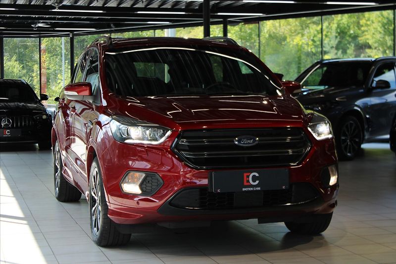 Ford Kuga TDCi AWD ST-Line - fotka 30 z 31