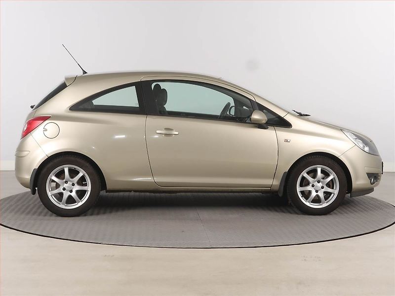 Opel Corsa (2009) 1.3 CDTI, nová STK, udržované - fotka 6 z 16