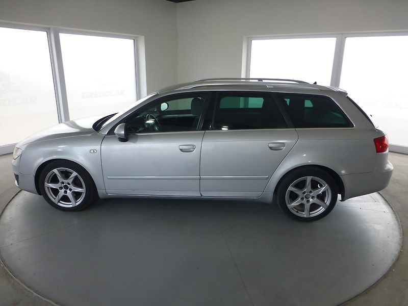 Seat Exeo (2012) 2,0TDI-105KW*ALU*DIGI***PARK.S - fotka 7 z 24