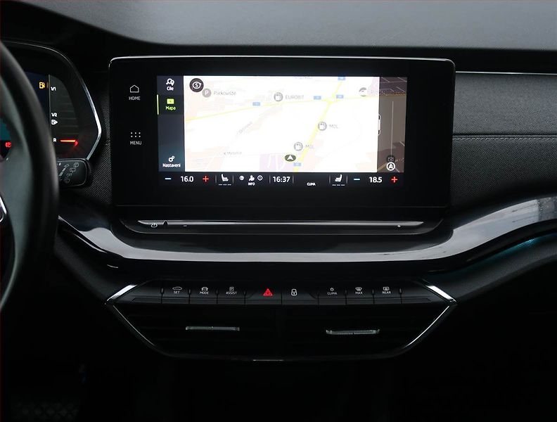 Škoda Octavia (2023) 2.0 TDI - fotka 12 z 23