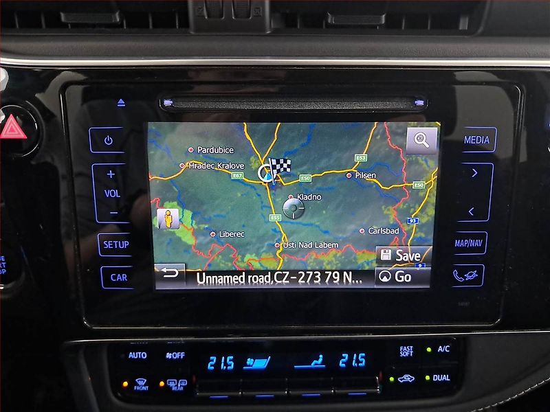 Toyota Corolla (2017) Style 1.6 Valvematic - fotka 13 z 20