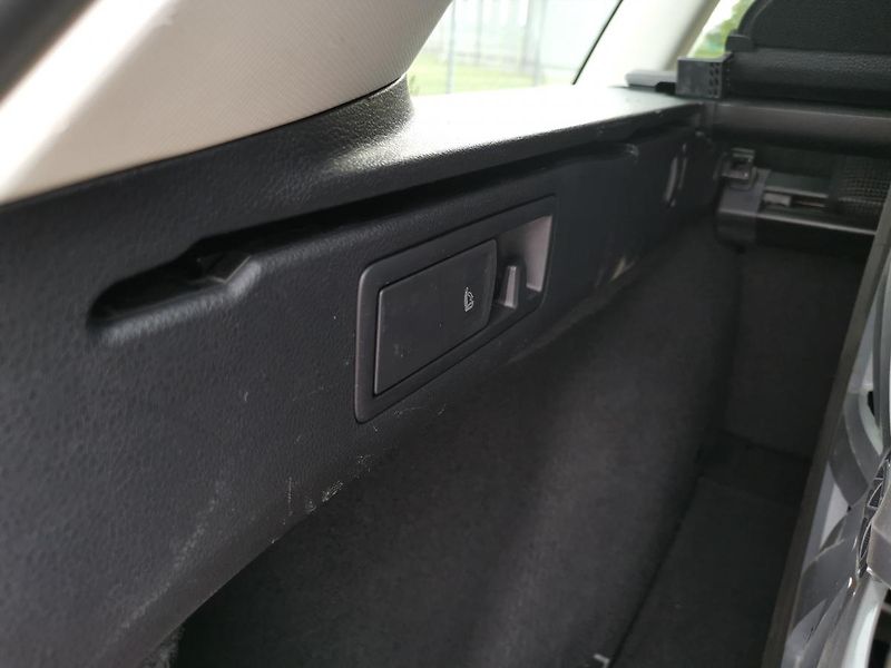 Volkswagen Passat HIGHLINE*110KW*LED*ALCANTARA* - fotka 73 z 85