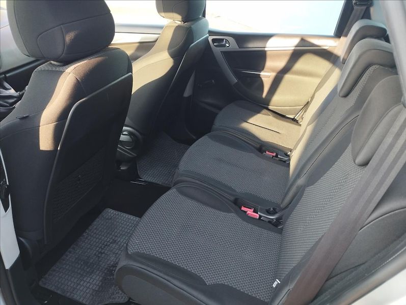 Citroën C4 Picasso 1,6 HDi - fotka 10 z 15