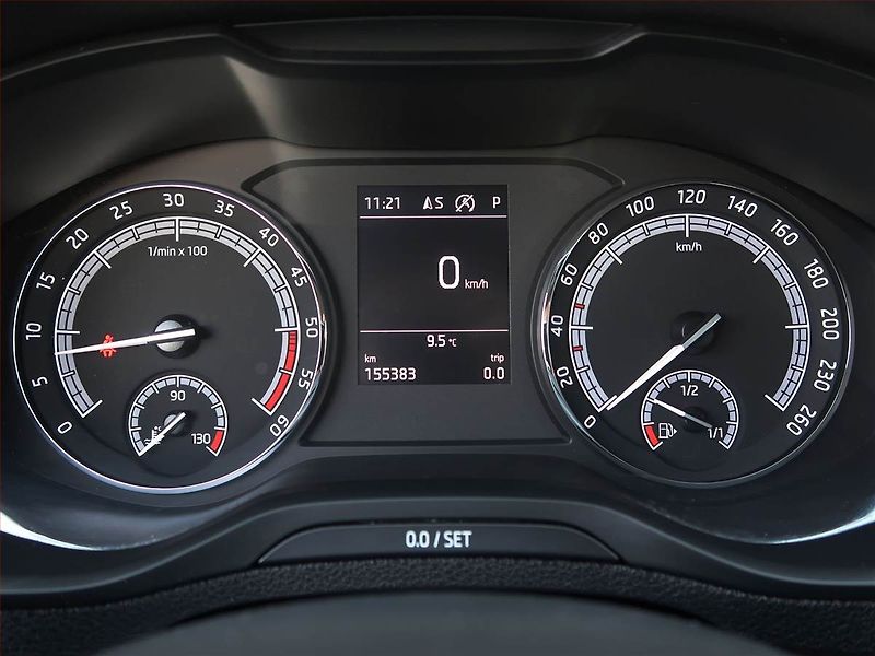 Škoda Karoq (2018) Style 2.0 TDI, 4X4, Automat - fotka 11 z 16