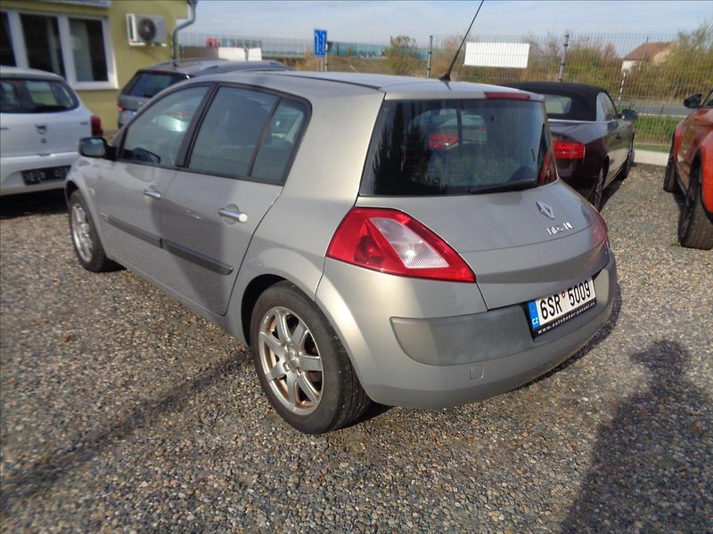 Renault Mégane 1,4 - fotka 7 z 13