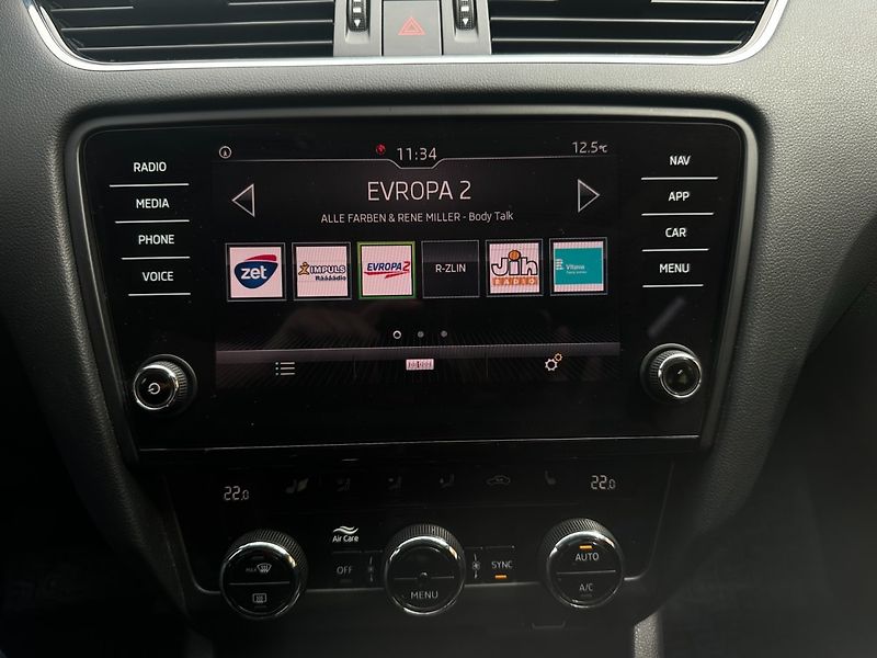 Škoda Octavia (2019) 1.5 TSi 110KW/1MAJ/ČR/Výhřev - fotka 30 z 40