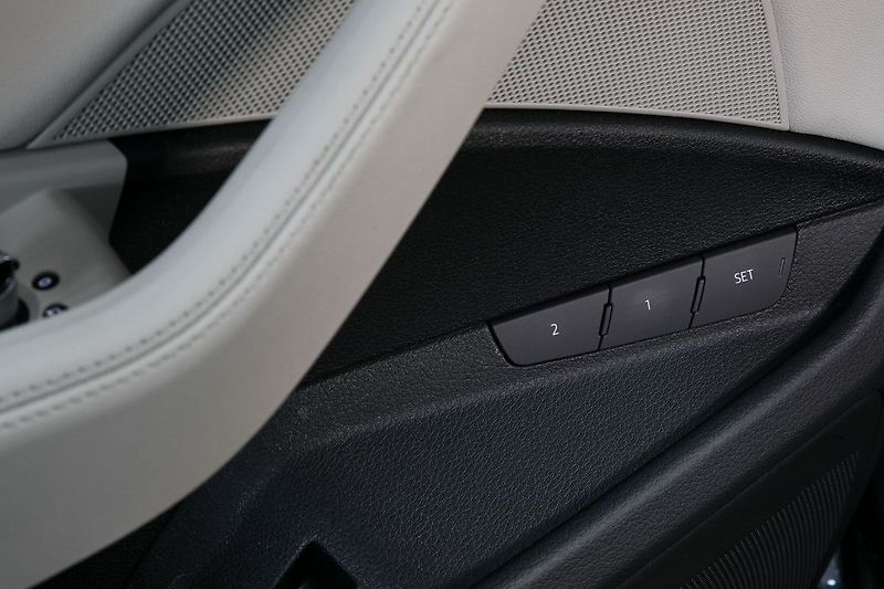 Audi e-tron 55 300kW Ventilace Matrix 360 - fotka 21 z 48