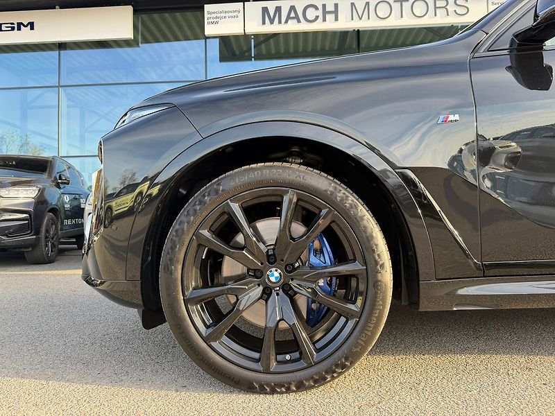 BMW X7 40xd Masáže Nezávislé Tažné - fotka 12 z 21