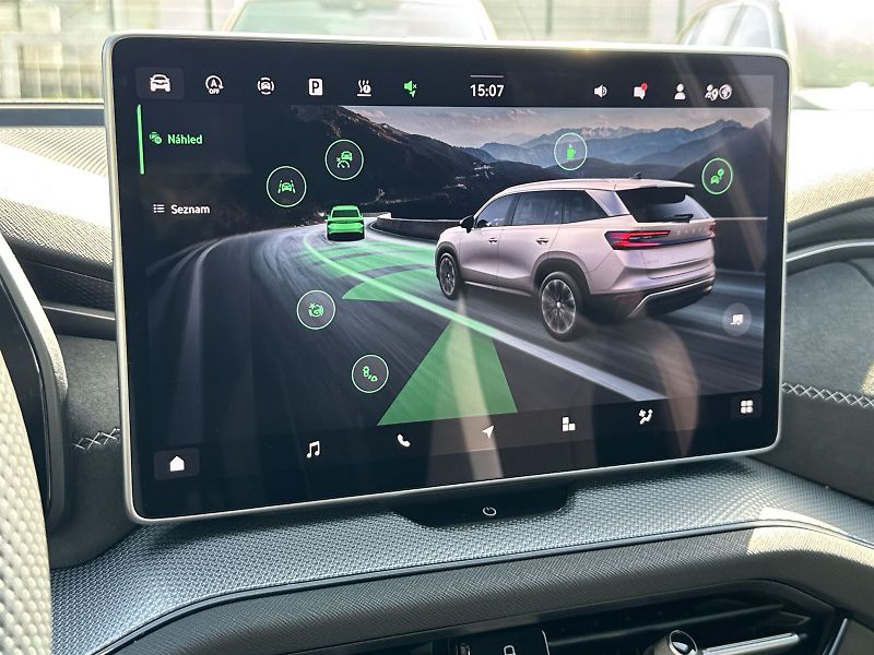 Škoda Kodiaq (2025) 2.0 TDI 4x4 DSG Sportline - fotka 23 z 36