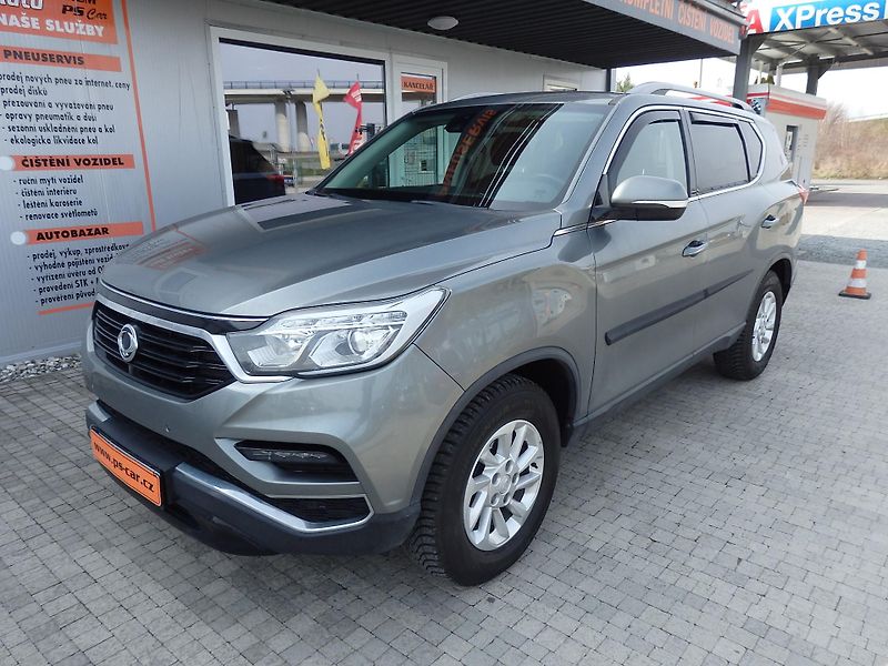 SsangYong Rexton 2.2 D 133 kW 4WD NAVIGACE - fotka 2 z 21