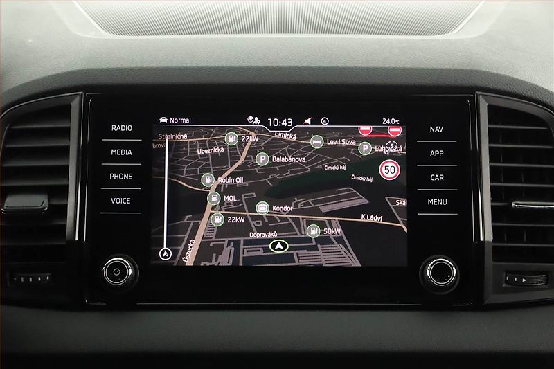 Škoda Karoq (2025) 1.5 TSI, Sportline - fotka 13 z 19