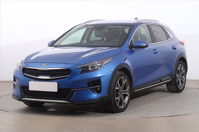 Kia XCeed (2020) 1.6 CRDi, Automat, Serv.kniha - fotka 2 z 26