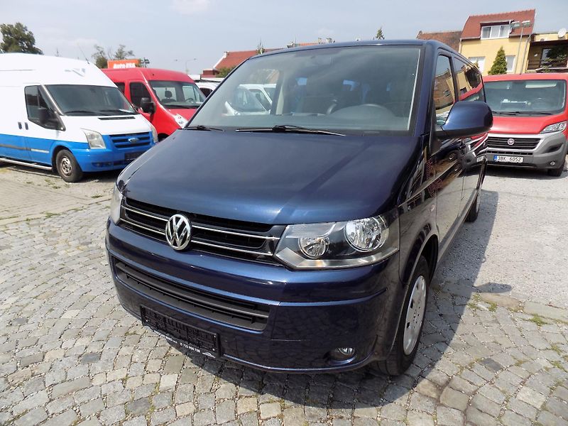 Volkswagen Caravelle 2,0 TDI 103 KW COMFORT NAVI - fotka 2 z 45