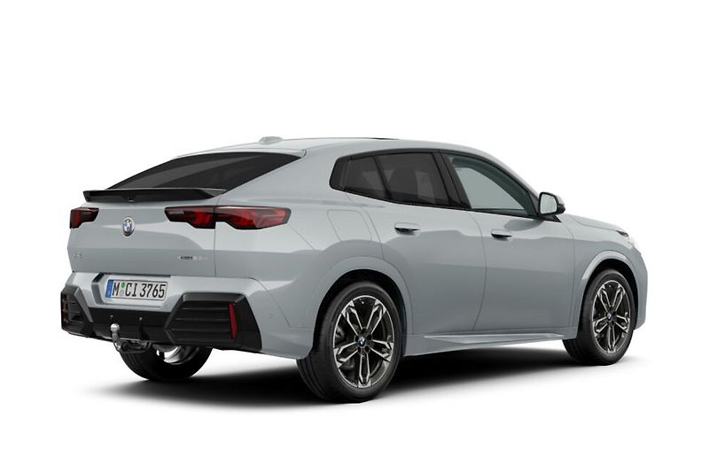 BMW X2 xDrive20d - fotka 2 z 4