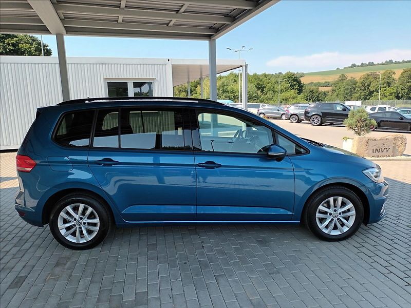 Volkswagen Touran 1,4 REZERVACE - fotka 4 z 46