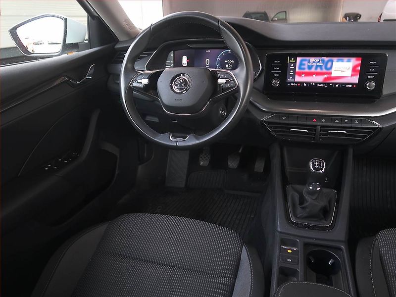 Škoda Octavia (2021) Ambition 1.0 TSI, ČR,1.maj - fotka 7 z 16