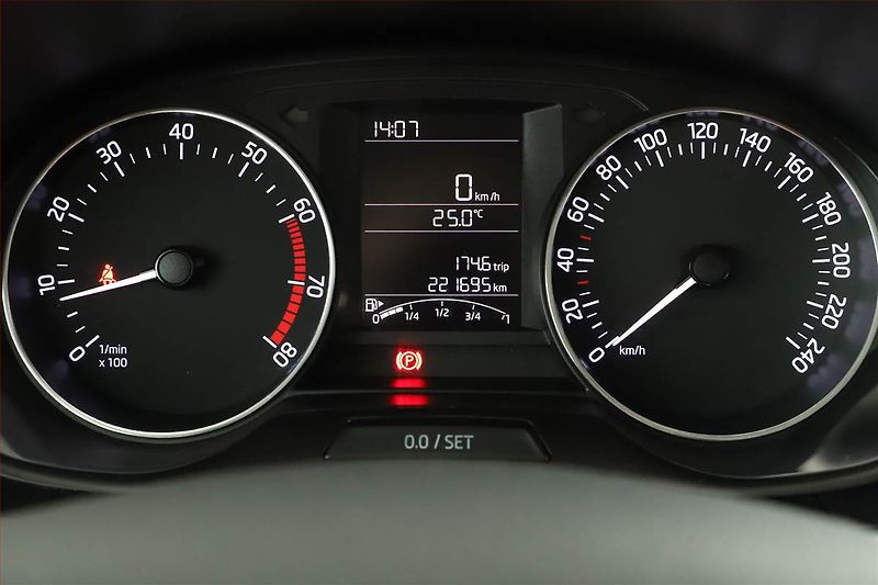 Škoda Fabia (2017) 1.2 TSI - fotka 8 z 12