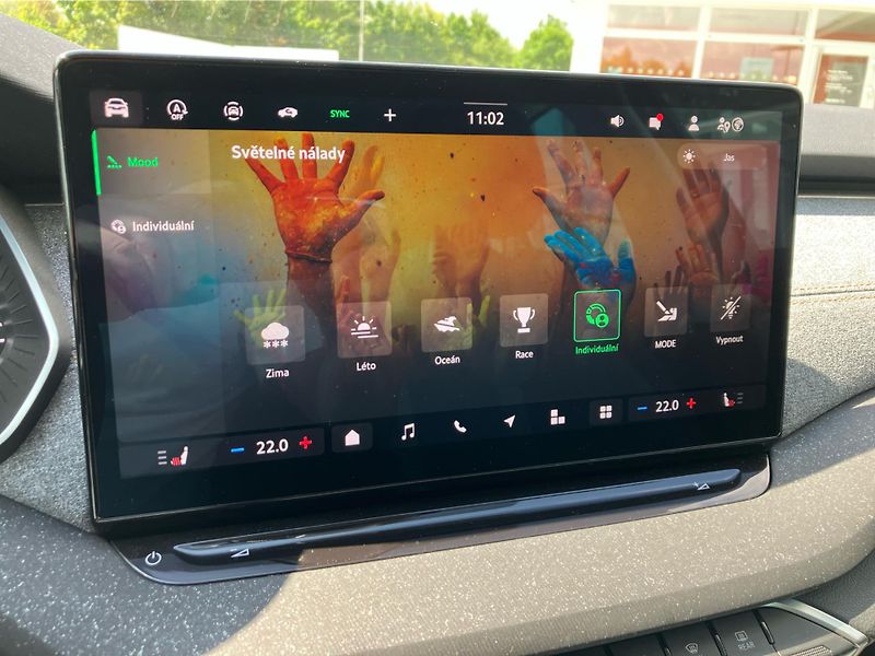 Škoda Octavia 1,5 TSI 110 kW MHEV DSG PREMIU - fotka 19 z 30