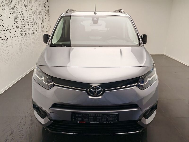 Toyota ProAce City Verso 1.5 D-4D 130k Long Family - fotka 2 z 6