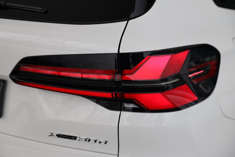 BMW X5 xDrive30d - fotka 18 z 18