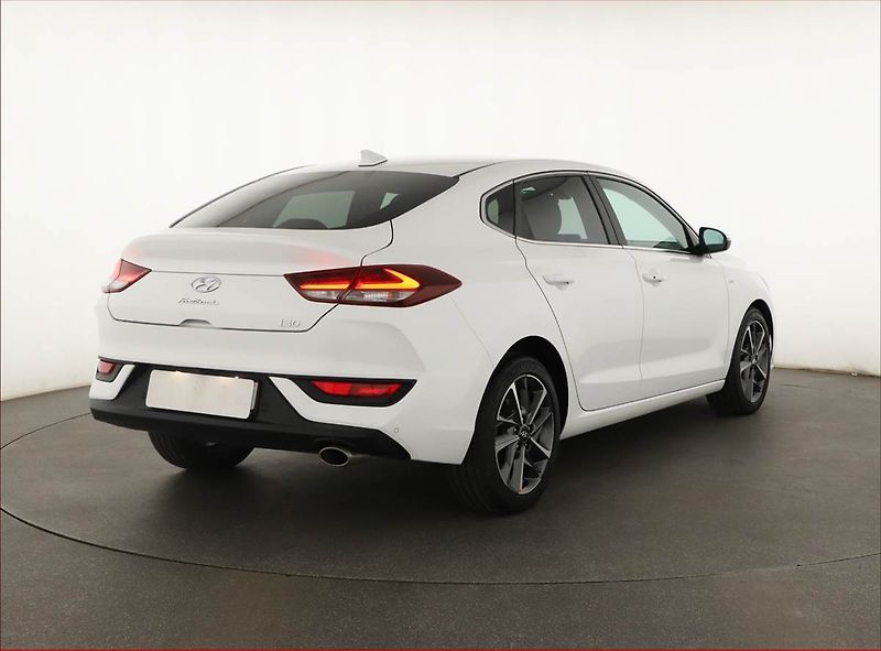 Hyundai i30 (2022) 1.5 T-GDI MHEV, Automat - fotka 5 z 16
