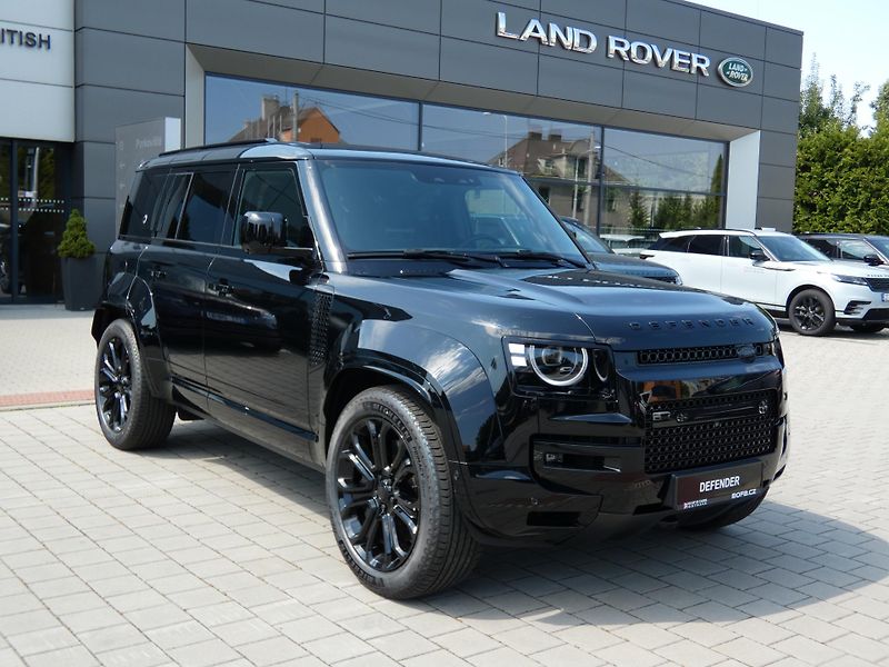 Land Rover Defender 110 4,4 OCTA P635 - fotka 5 z 46