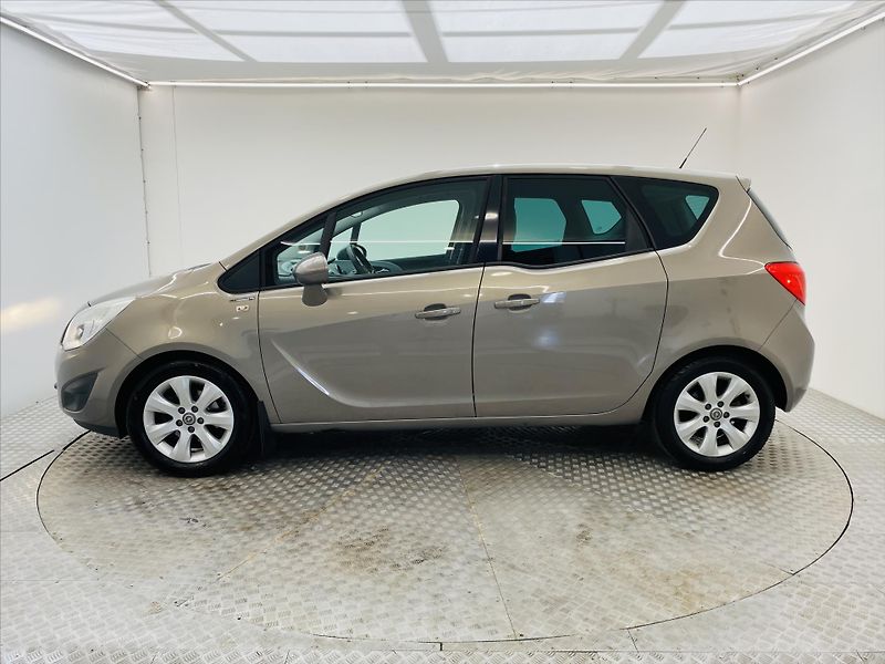 Opel Meriva 1,4 i 74 kW Digi Klima Cosmo - fotka 3 z 24