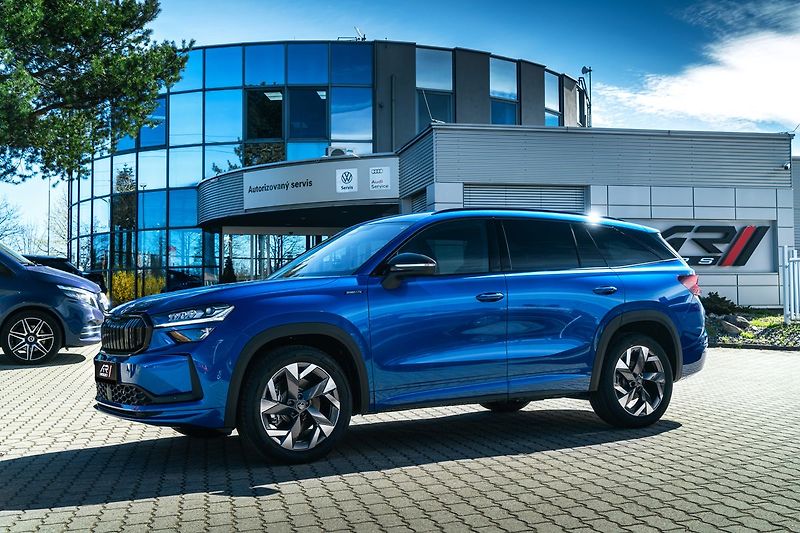 Škoda Kodiaq 2,0TDI 4x4 DSG SPORTLINE Tažné - fotka 20 z 20