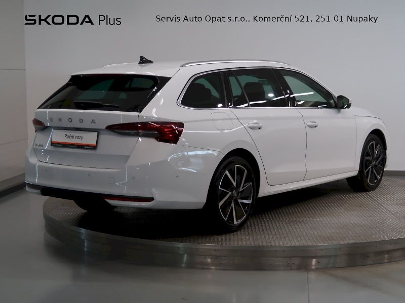 Škoda Octavia (2026) EXCLUSIVE 2.0TDI 110KW DSG NAV - fotka 2 z 48