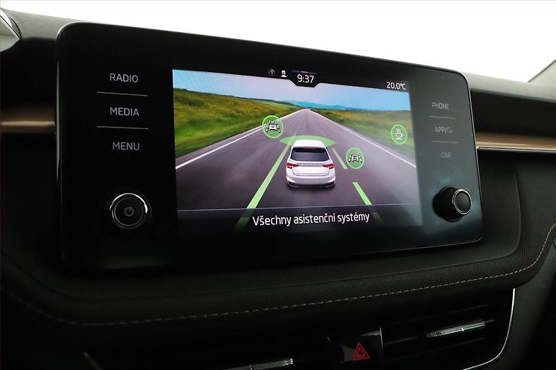 Škoda Fabia (2022) 1.0 TSI, Automat, Tempomat - fotka 17 z 20