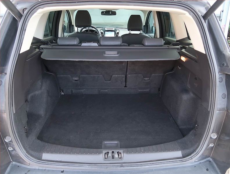 Ford Kuga (2018) 2.0 TDCi, 4X4, ČR,1.maj - fotka 14 z 16