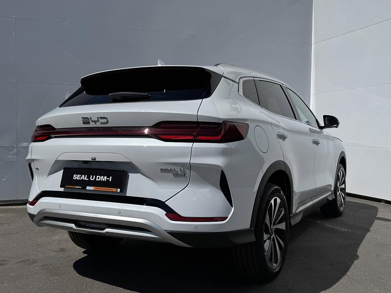 BYD Seal U (2026) Design AWD 1,5 - fotka 4 z 11