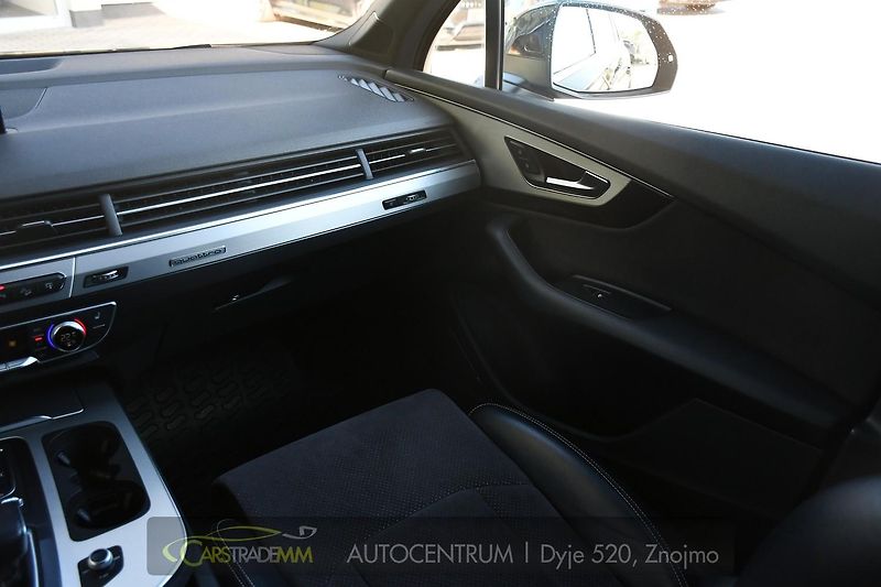 Audi Q7 3.0TDi Q. VZDUCH S-LINE 2xALU - fotka 24 z 60